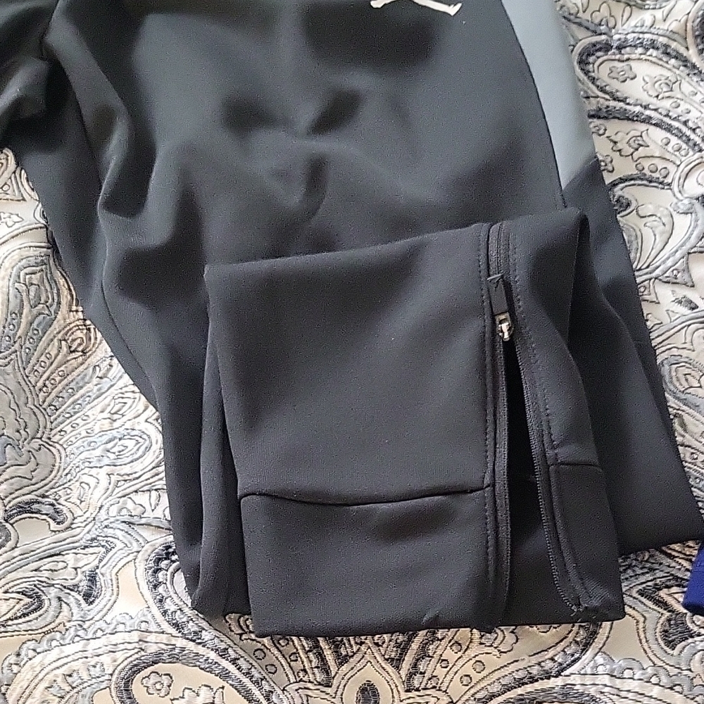 Dark GrayJoggers with Iconic Logo - Picture 2 of 5